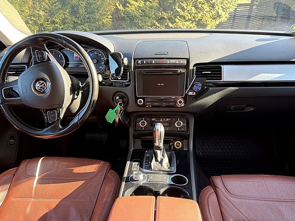 Volkswagen Touareg 11 of 22