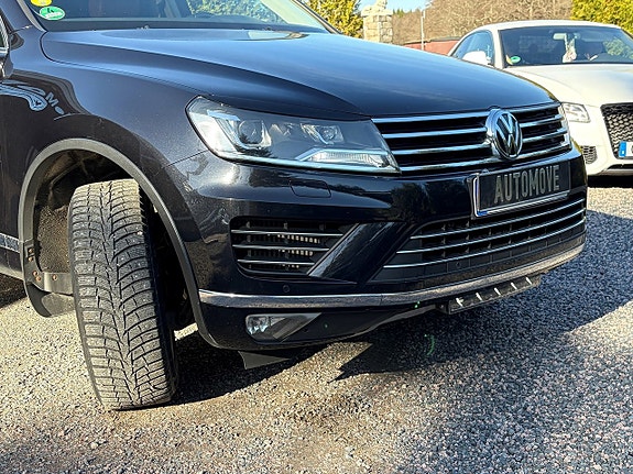 Volkswagen Touareg 5 of 5
