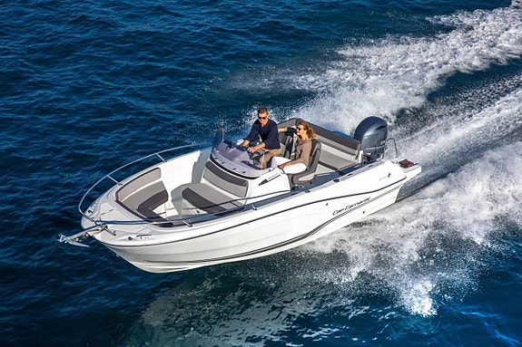 Jeanneau Cap Camarat 6.5 CC -26, Yamaha 150hk 2 of 7
