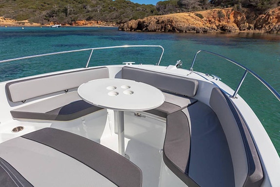 Jeanneau Cap Camarat 6.5 CC -26, Yamaha 150hk 4 of 7