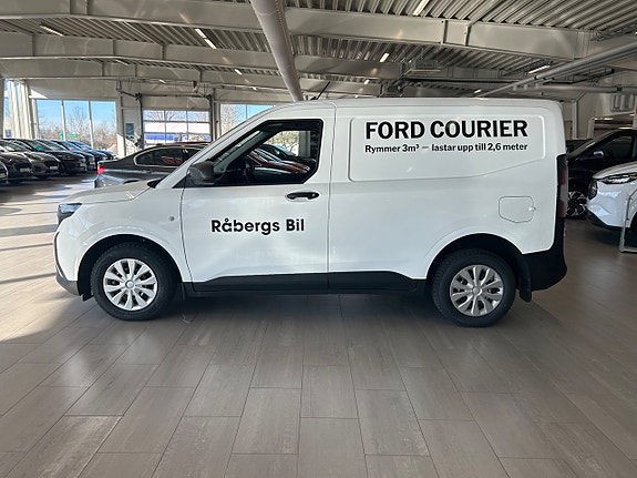 Ford Transit Courier 5 of 12