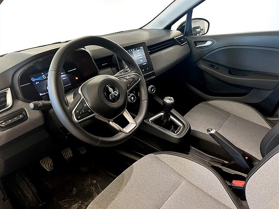 Mitsubishi Colt 4 of 22
