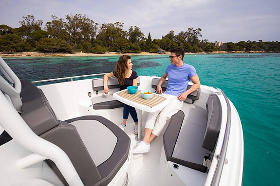 Jeanneau Cap Camarat 7.5 CC -26, Yamaha 225hk 4 of 11