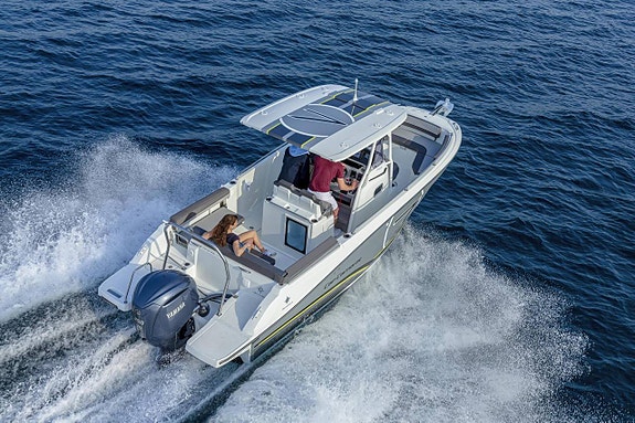 Jeanneau Cap Camarat 7.5 CC -26, Yamaha 225hk 2 of 11