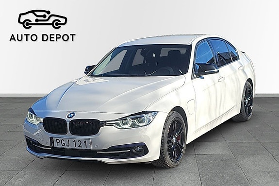 BMW 330e