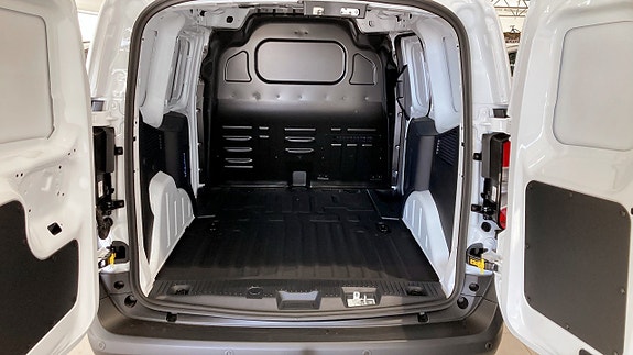 Ford E-Courier 5 of 5