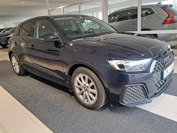 Audi A1 3 of 7