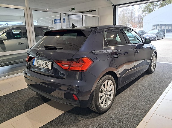 Audi A1 4 of 7