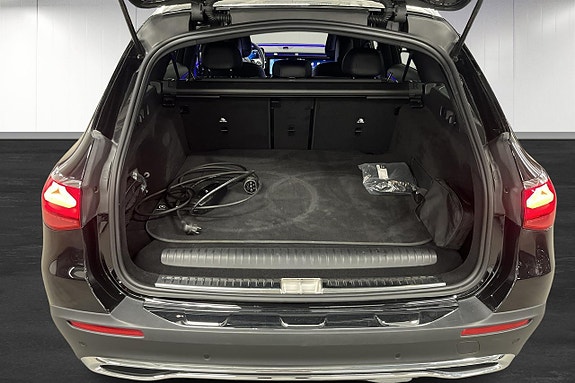 Mercedes-Benz E300 de 13 of 19