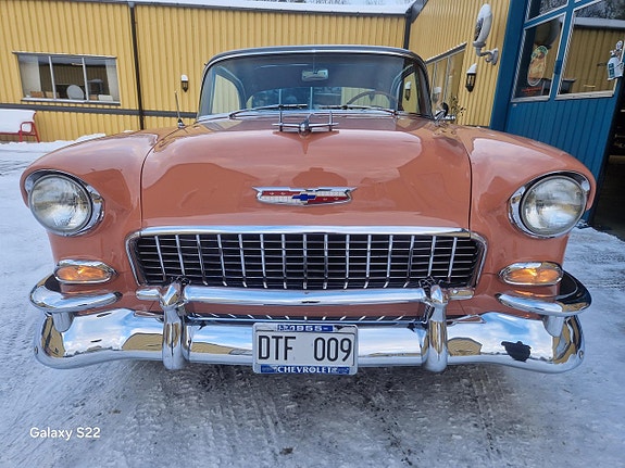 Chevrolet Bel Air 4 of 5