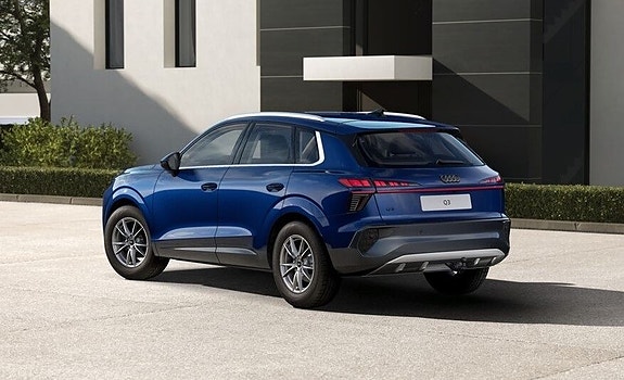 Audi Q3 4 of 5