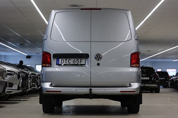 Volkswagen Transporter 8 of 15