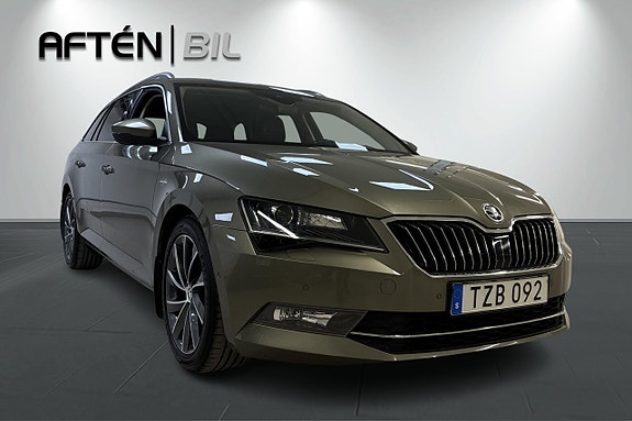 Skoda Superb 4 of 5