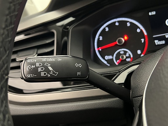 Volkswagen Polo 12 of 25