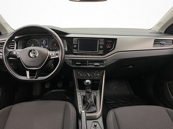 Volkswagen Polo 9 of 25
