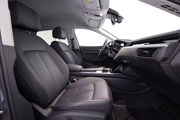 Audi Q8 15 of 27