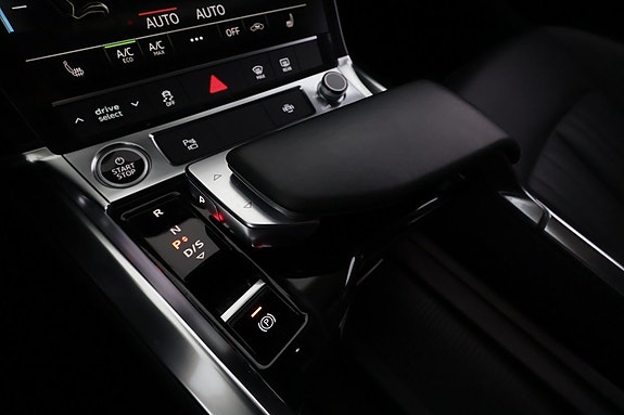 Audi Q8 26 of 27