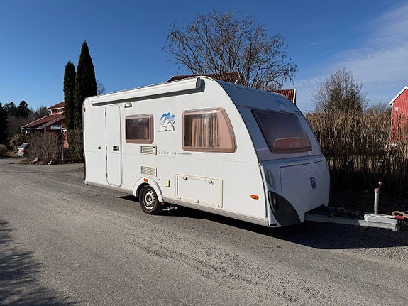 Knaus Südwind 450 Långbäddar med Mover