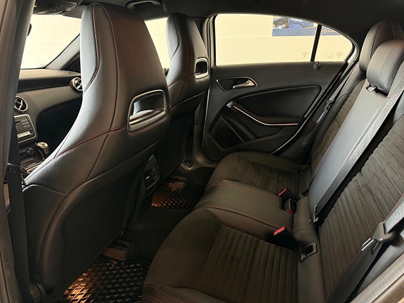 Mercedes-Benz A180 10 of 13