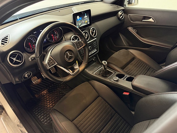 Mercedes-Benz A180 7 of 13