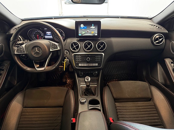 Mercedes-Benz A180 11 of 13