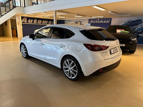 Mazda 3 8 of 17