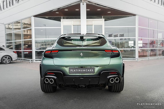 Ferrari Purosangue 4 of 5