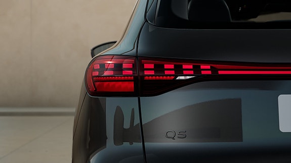 Audi Q5 7 of 16