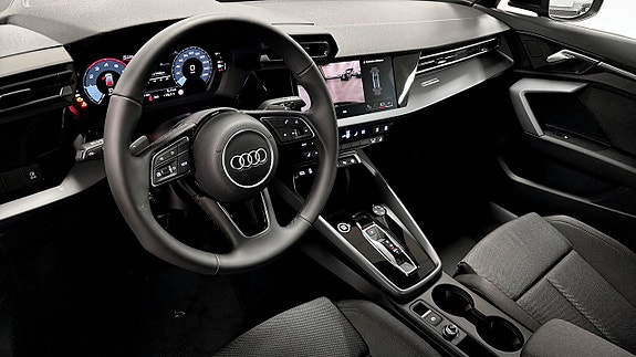 Audi A3 3 of 5