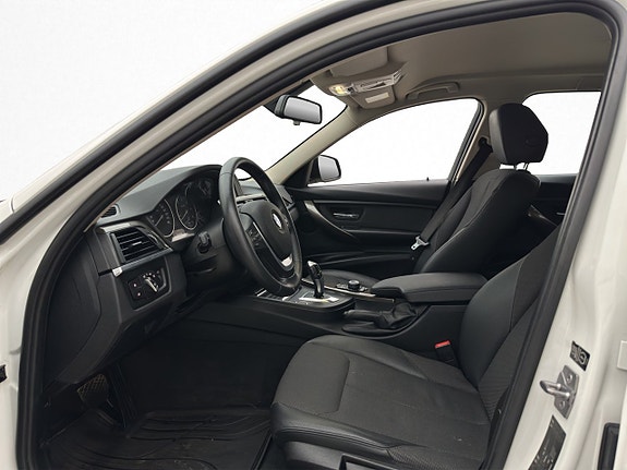 BMW 320 10 of 30