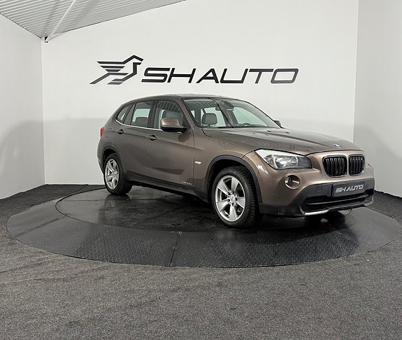 BMW X1 3 of 19