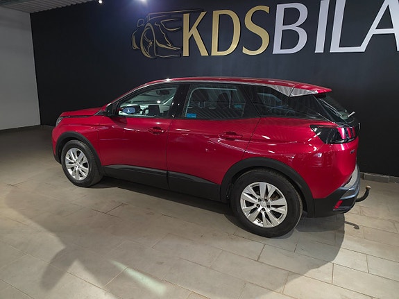 Peugeot 3008 3 of 5