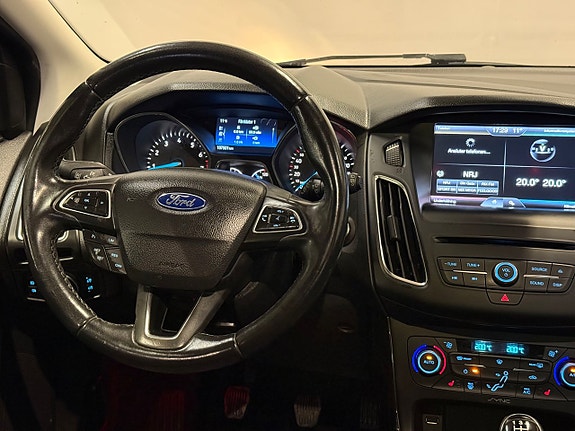Ford Focus 16 of 26