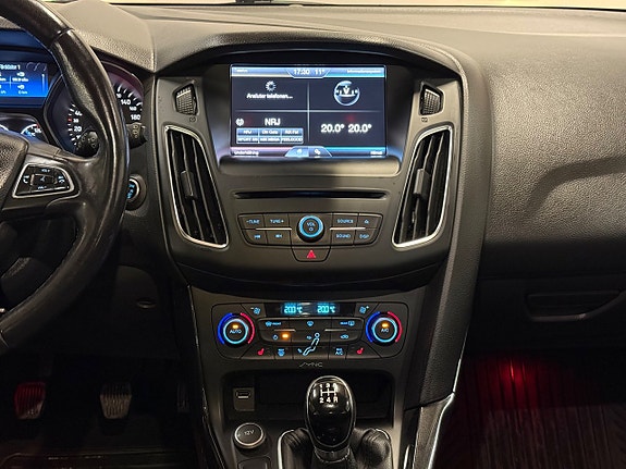 Ford Focus 17 of 26