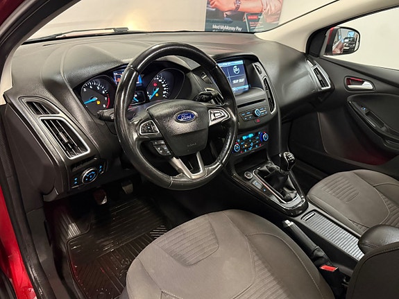 Ford Focus 10 of 26
