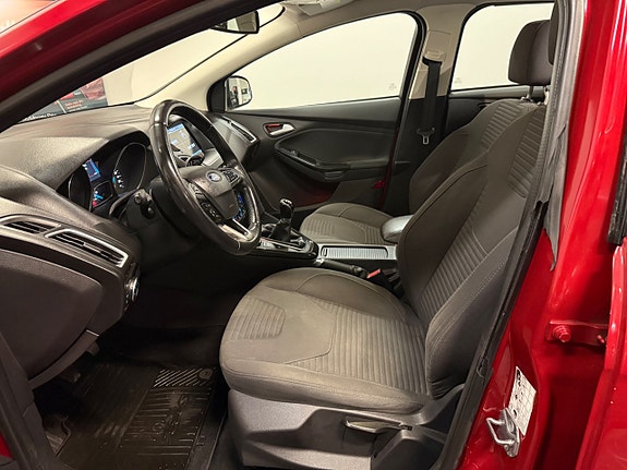 Ford Focus 8 of 26