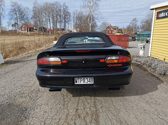 Chevrolet Camaro 7 of 13