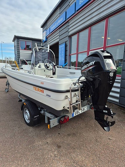 TERHI 450 CC -20  inkl mercury 40 hk