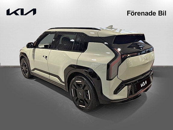 Kia EV3 6 of 17