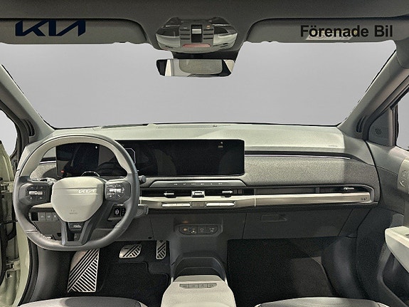 Kia EV3 7 of 17