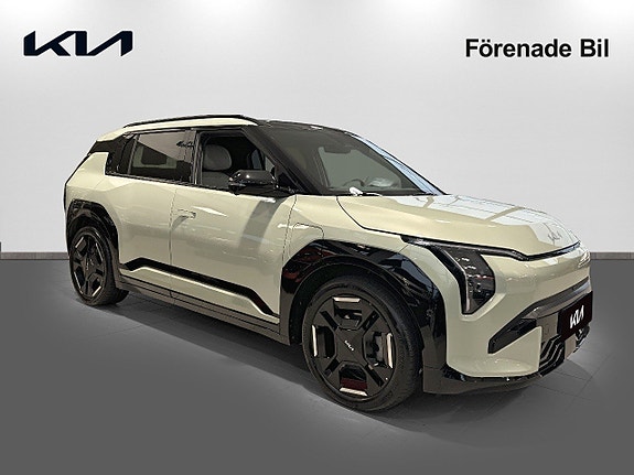 Kia EV3 3 of 17