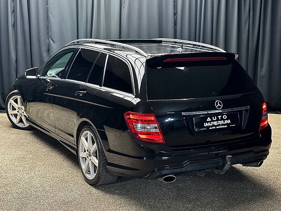 Mercedes-Benz C300 12 of 30