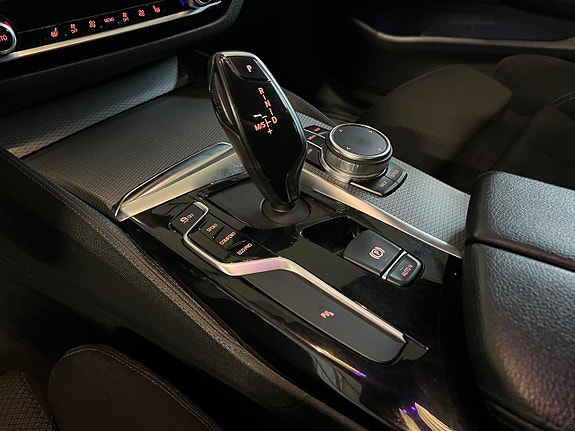 BMW 520d 14 of 18