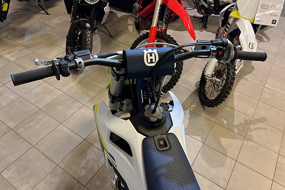 Husqvarna TC 300 2025 SPARA 27.000:- *0% Ränta* 6 of 6