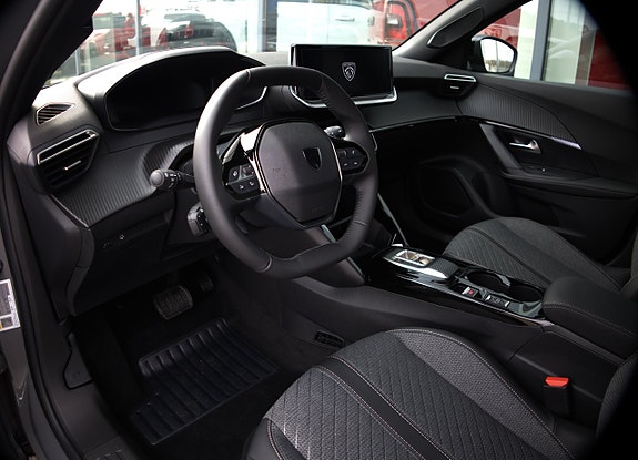 Peugeot 2008 10 of 21