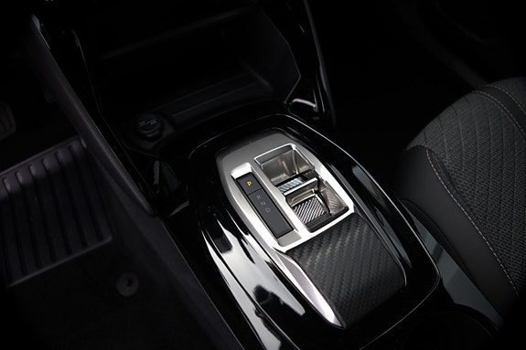 Peugeot 2008 17 of 21