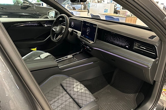 Volkswagen Passat 5 of 5
