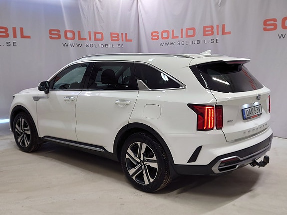 Kia Sorento 5 of 23