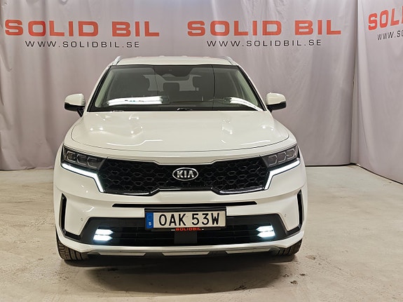 Kia Sorento 3 of 23