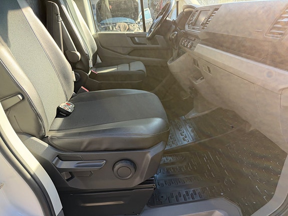 Volkswagen Crafter 9 of 16